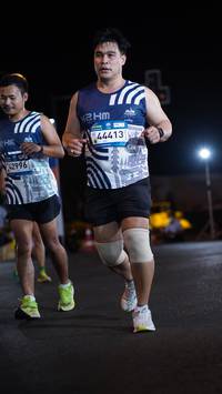 BIB: 777, 42996
                            <button type="button" onclick="openModal(23122435)" class="btn btn-primary btn-sm float-right btn-popup" data-toggle="modal" data-target=".modal-high-quality">
                        <i class="fas fa-shopping-cart"></i> Add to Cart
                    </button>
                                            <button type="button" onclick="isThisMe(23122435, true)" class="btn btn-success btn-sm float-right btn-popup btn-isme hidden" data-toggle="tooltip" data-placement="bottom" title="นี่คือรูปของคุณใช่ไหม คลิกที่นี่เพื่อเอาเข้าอัลบั้ม">
                        <i class="fas fa-plus"></i> Add to album
                    </button>
                    <button type="button" onclick="isThisMe(23122435, false)" class="btn btn-warning btn-sm float-right btn-popup btn-isnotme hidden">
                        <i class="fas fa-ban"></i> Remove from album
                    </button>